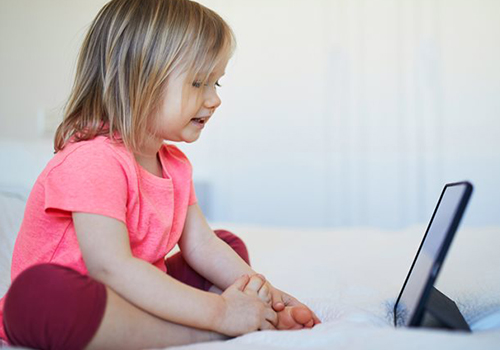 Toddlers who use touchscreens show attention differences